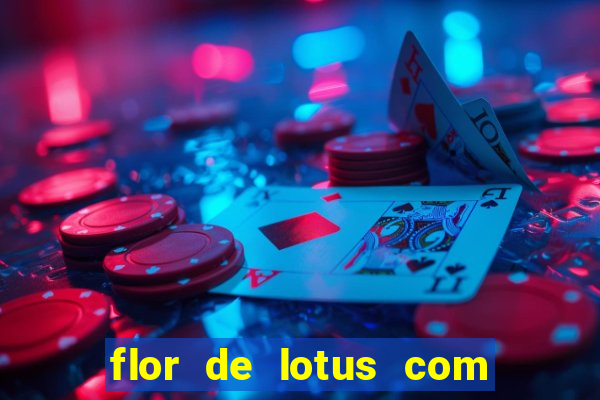 flor de lotus com lua tatuagem